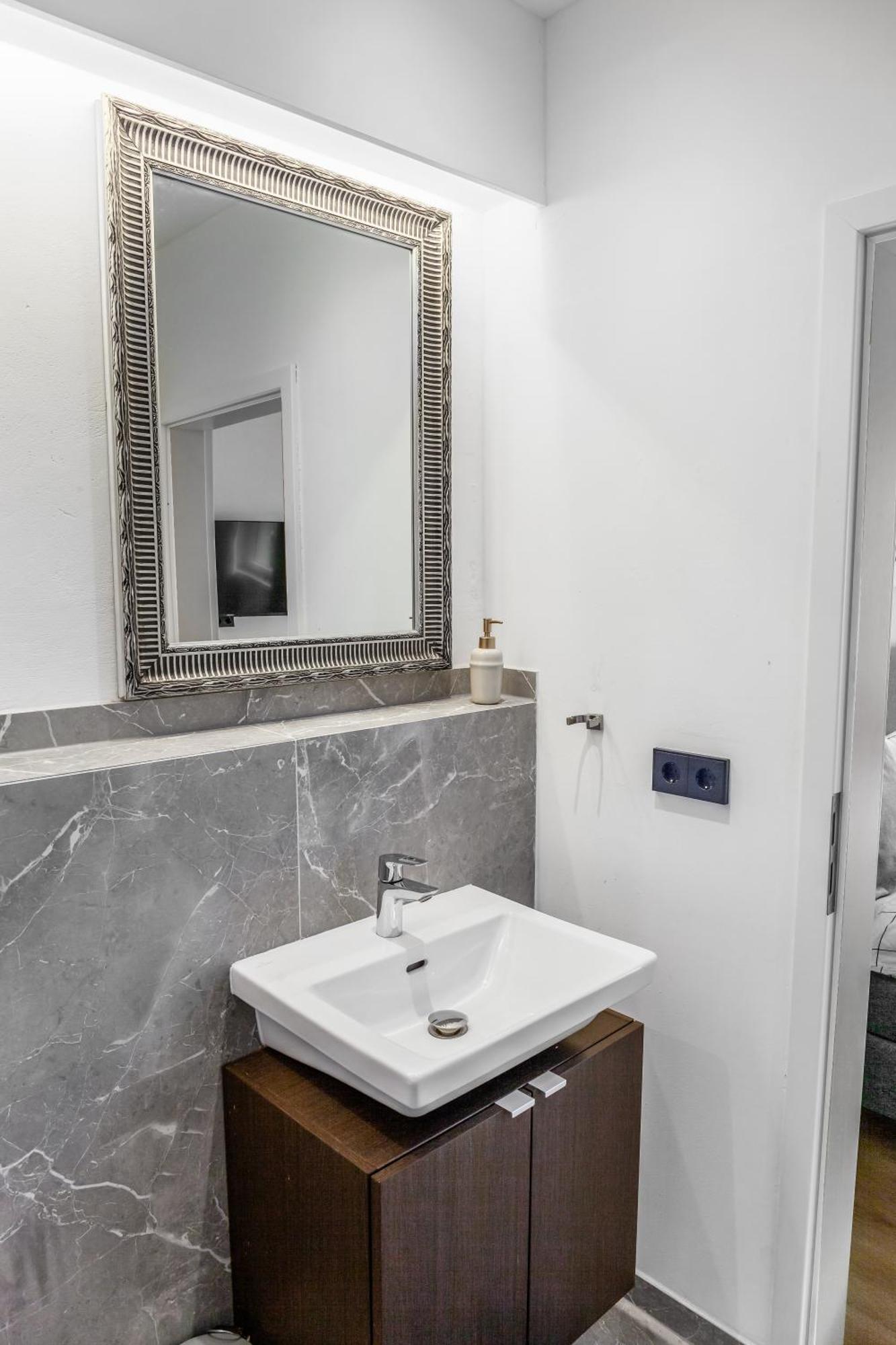 Modern Stay I Cosy & Central Apartments 코블렌츠 외부 사진